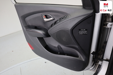 2010 - hyundai tucson