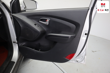 2010 - hyundai tucson