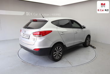 2010 - hyundai tucson