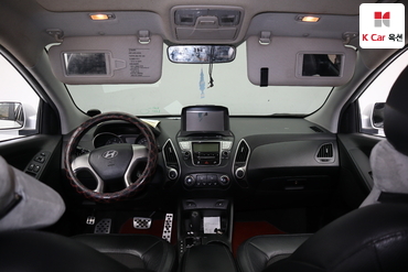 2010 - hyundai tucson