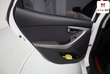 2013 - hyundai avante