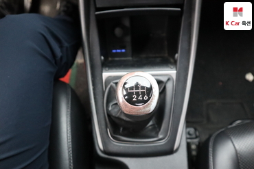 2013 - hyundai avante