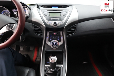 2013 - hyundai avante