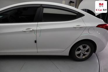 2013 - hyundai avante