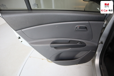 2010 - kia pride