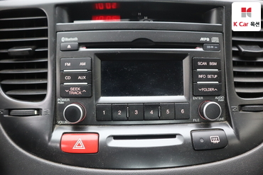 2010 - kia pride