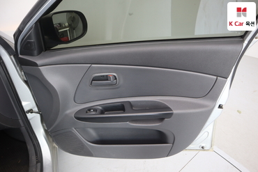 2010 - kia pride