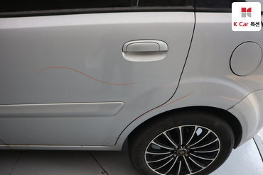 2010 - kia pride