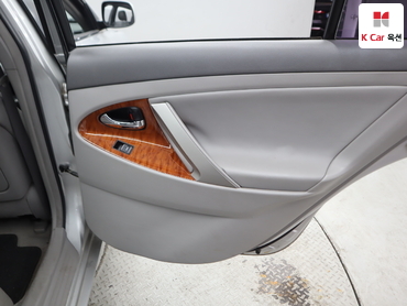 2010 - toyota camry