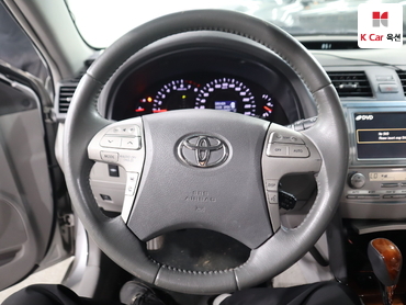 2010 - toyota camry