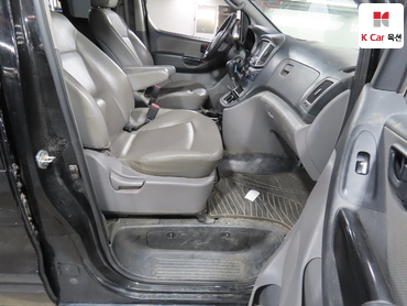 2021 - hyundai grand starex