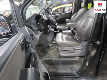 2021 - hyundai grand starex