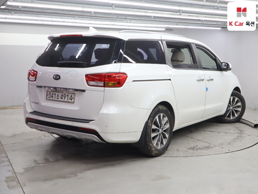 2017 - kia carnival
