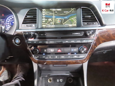 2017 - hyundai aslan