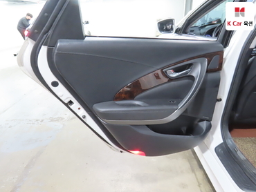 2017 - hyundai aslan
