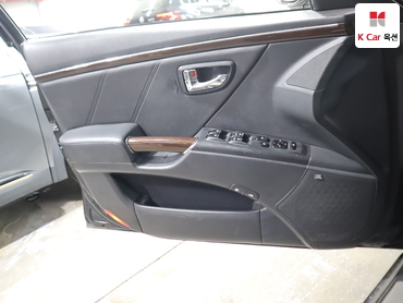 2009 - hyundai grandeur
