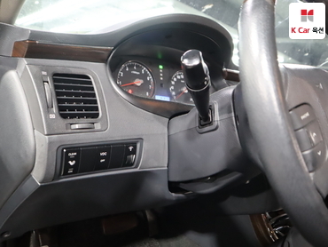 2009 - hyundai grandeur