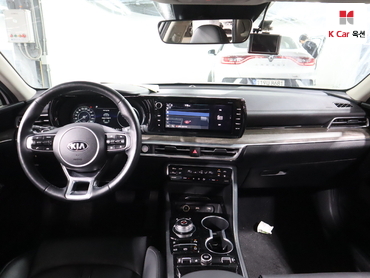 2021 - kia k5