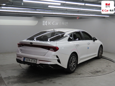 2021 - kia k5
