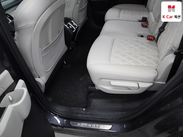 2023 - kia sorento