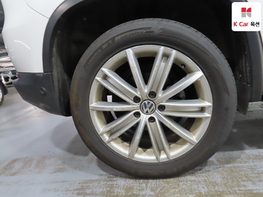 2013 - volkswagen tiguan