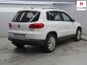 2013 - volkswagen tiguan