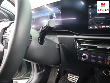 2023 - kia niro