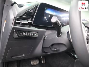 2023 - kia niro