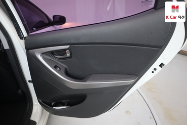 2013 - hyundai avante