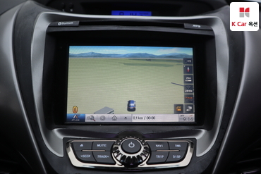 2013 - hyundai avante