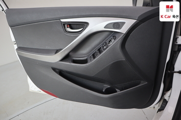 2013 - hyundai avante