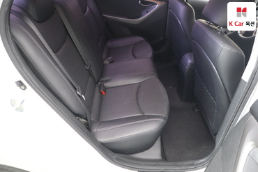 2013 - hyundai avante
