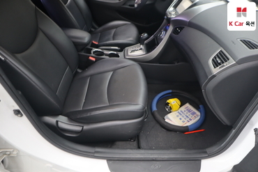 2013 - hyundai avante