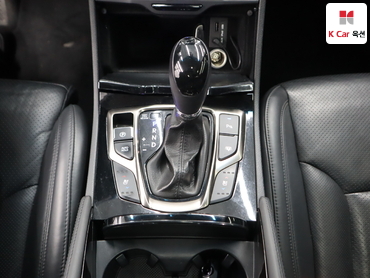 2011 - hyundai grandeur