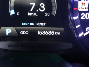 2011 - hyundai grandeur