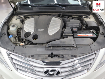 2011 - hyundai grandeur