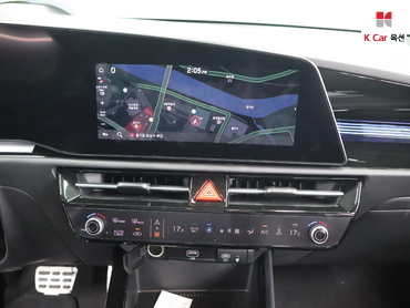2023 - kia niro