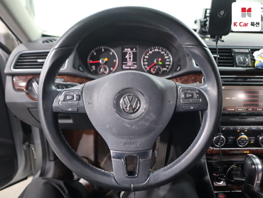 2013 - volkswagen passat