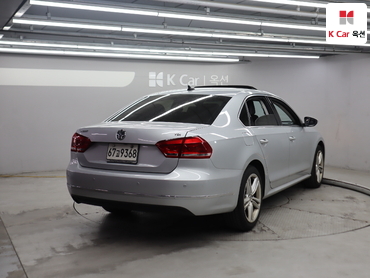 2013 - volkswagen passat