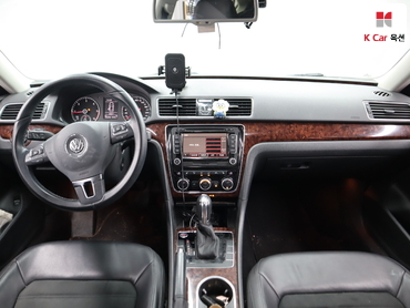 2013 - volkswagen passat
