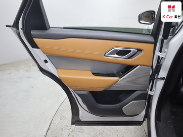 2019 - land rover range rover
