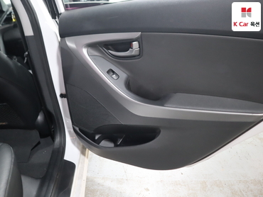 2014 - hyundai avante
