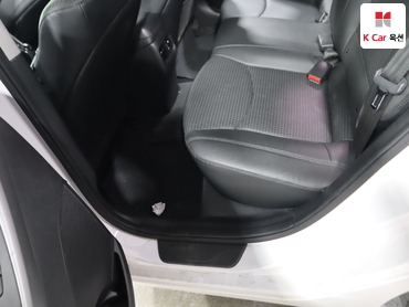 2014 - hyundai avante