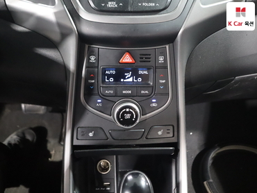 2014 - hyundai avante
