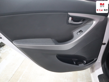 2014 - hyundai avante