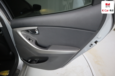 2013 - hyundai avante