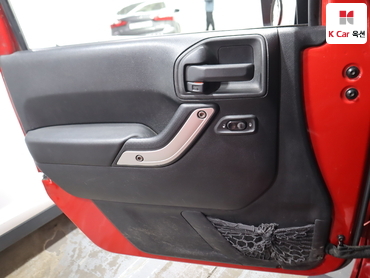 2012 - jeep wrangler