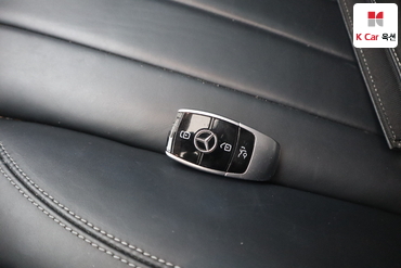 2019 - mercedes-benz e220d