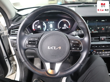 2024 - kia niro