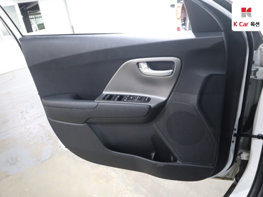 2024 - kia niro